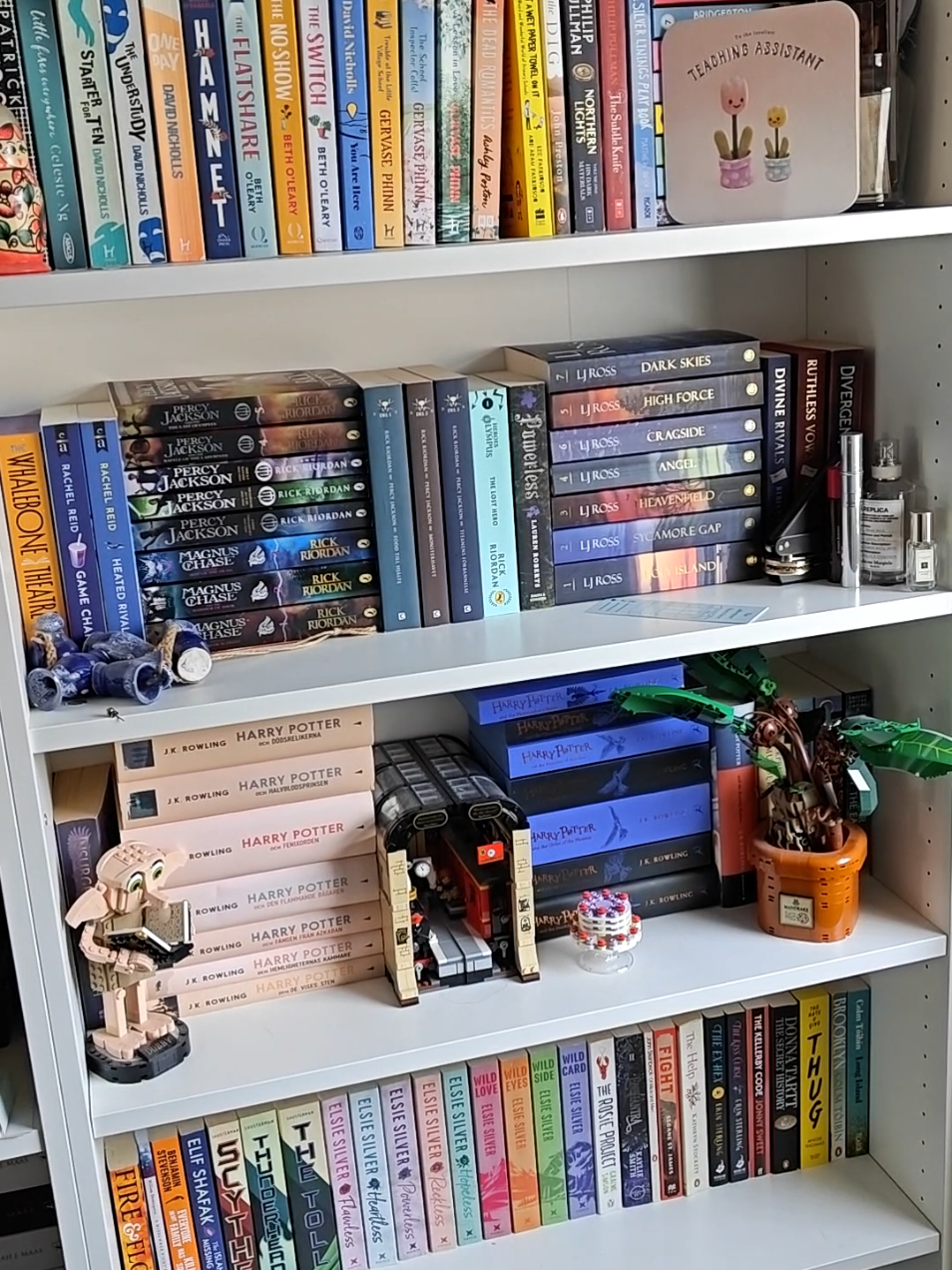 @Hannahs Book Corner