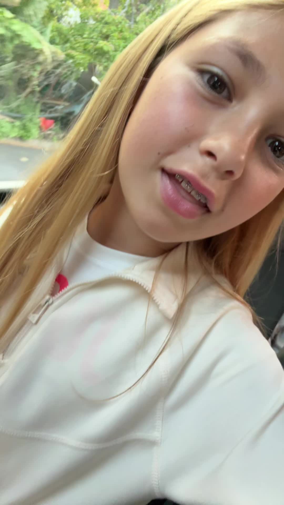 @kellyyy๐