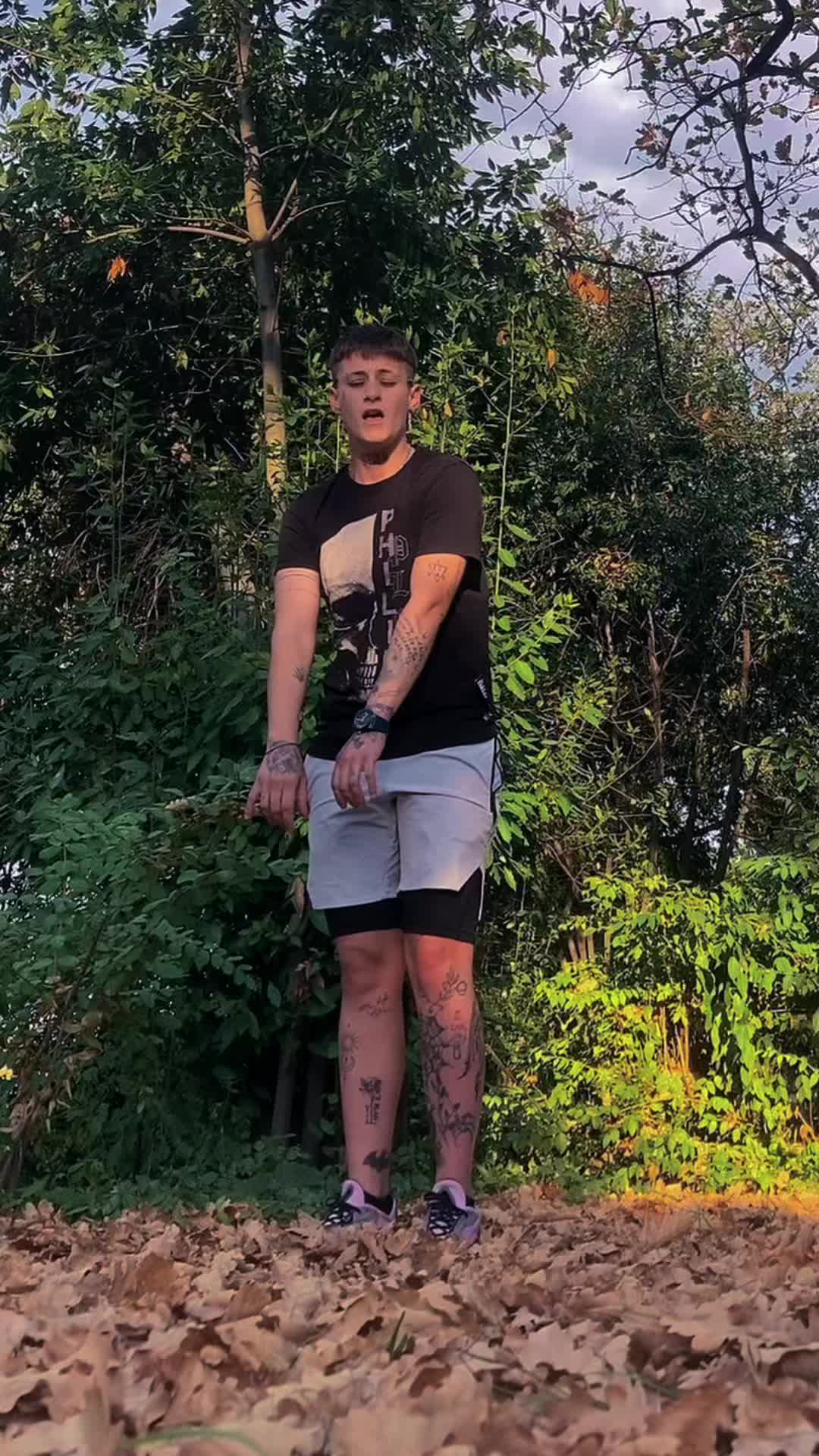 @Čombe 💫
