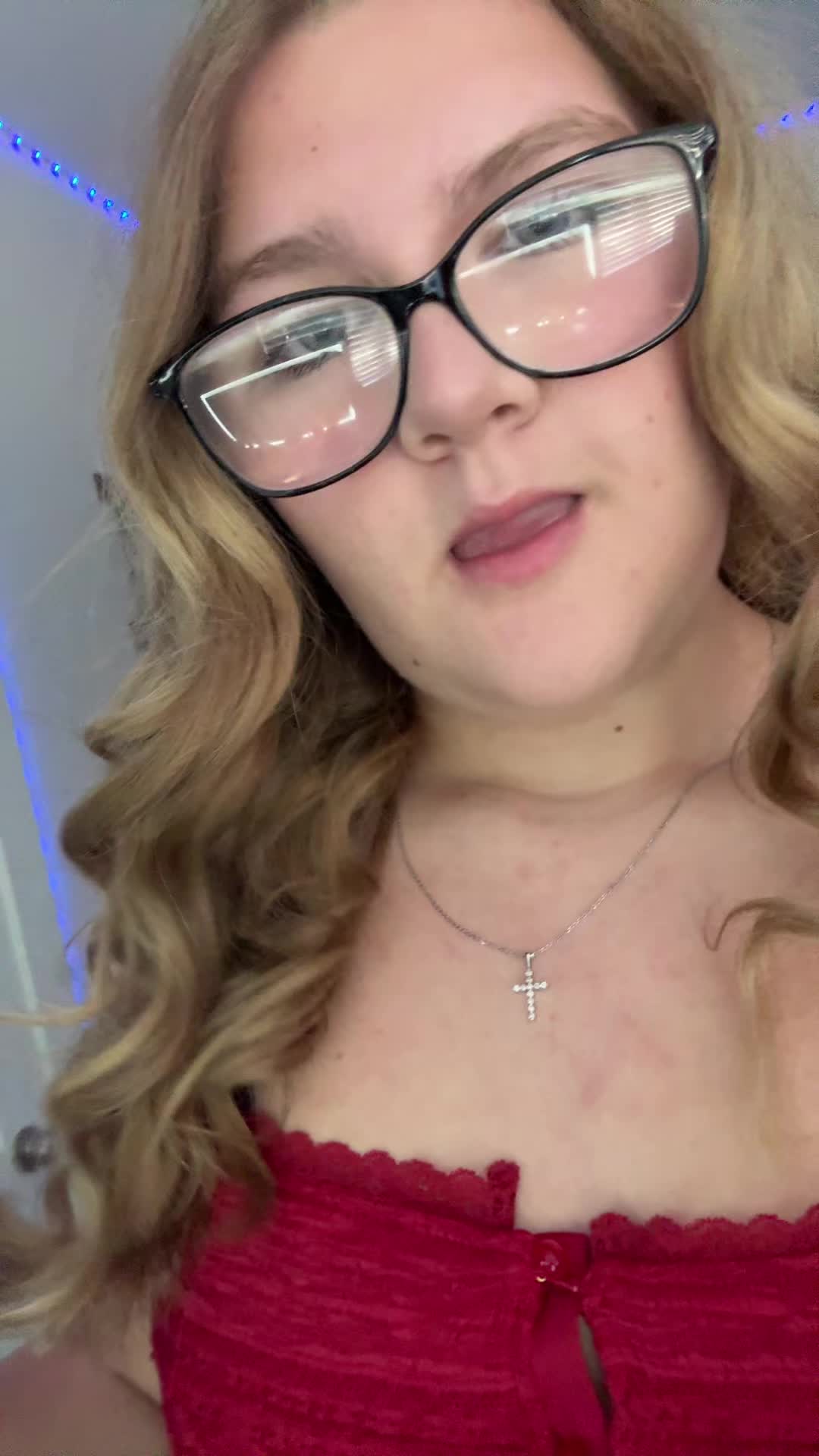@Isabella