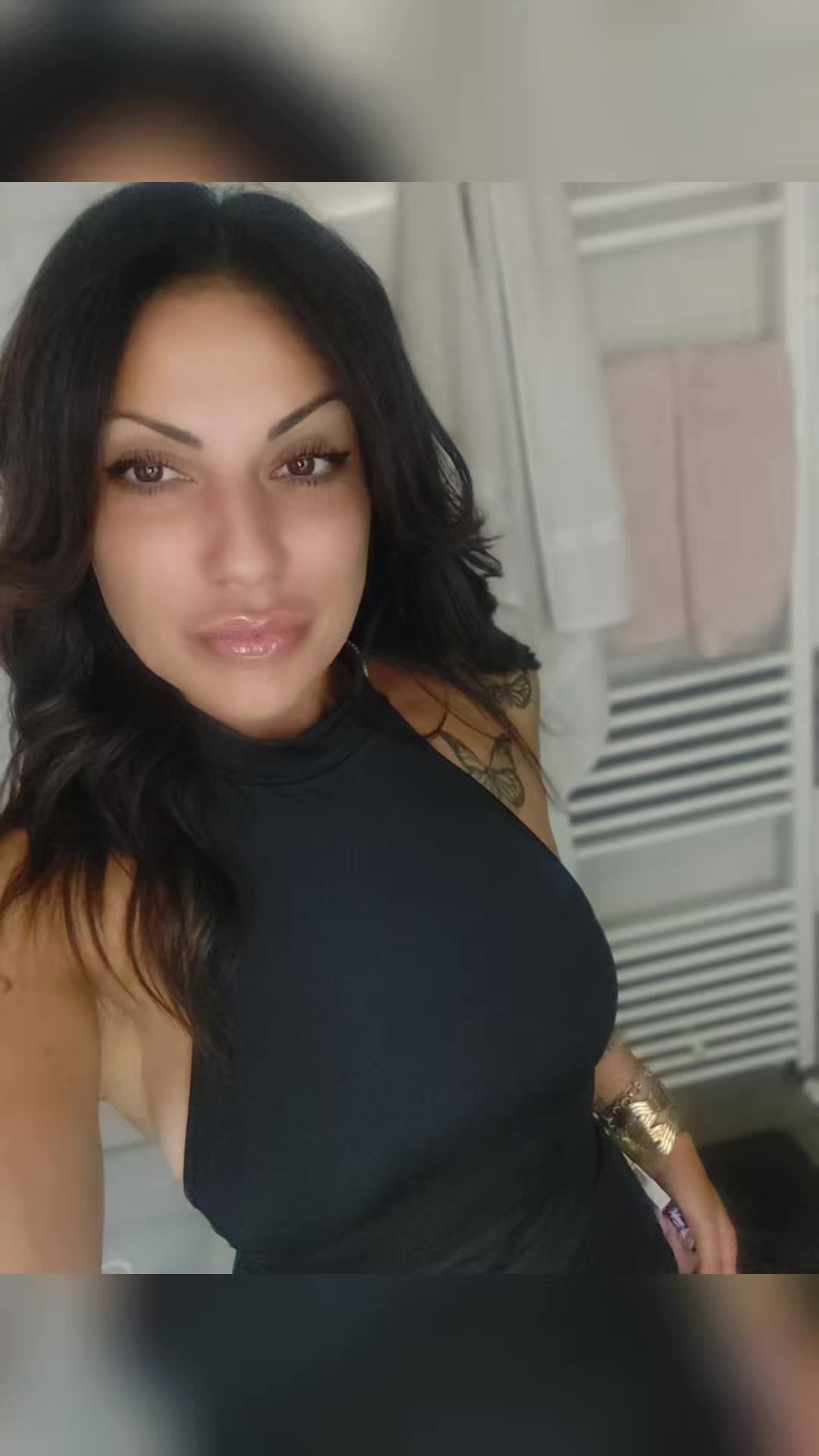 @Mina Costantino