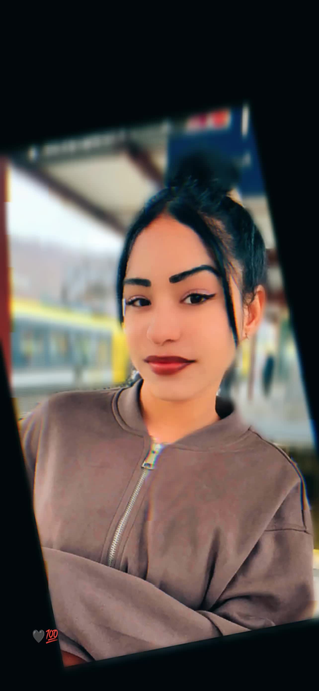 @𝑀𝒶𝓁𝓋𝒾𝓃🕳️