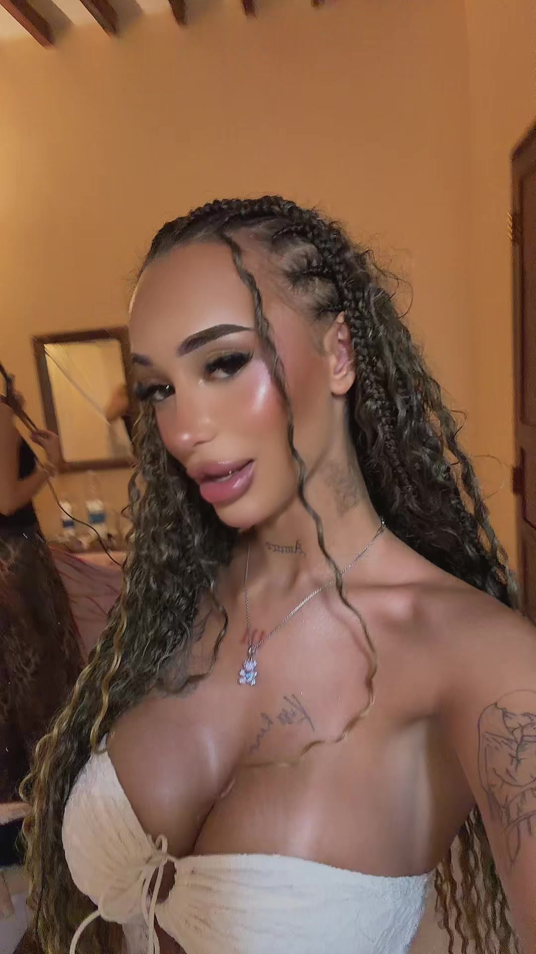 @theanjab