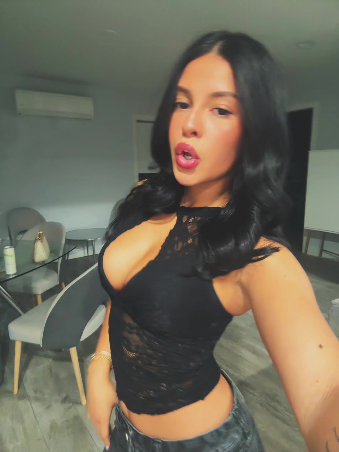 @Ashleyycruzz