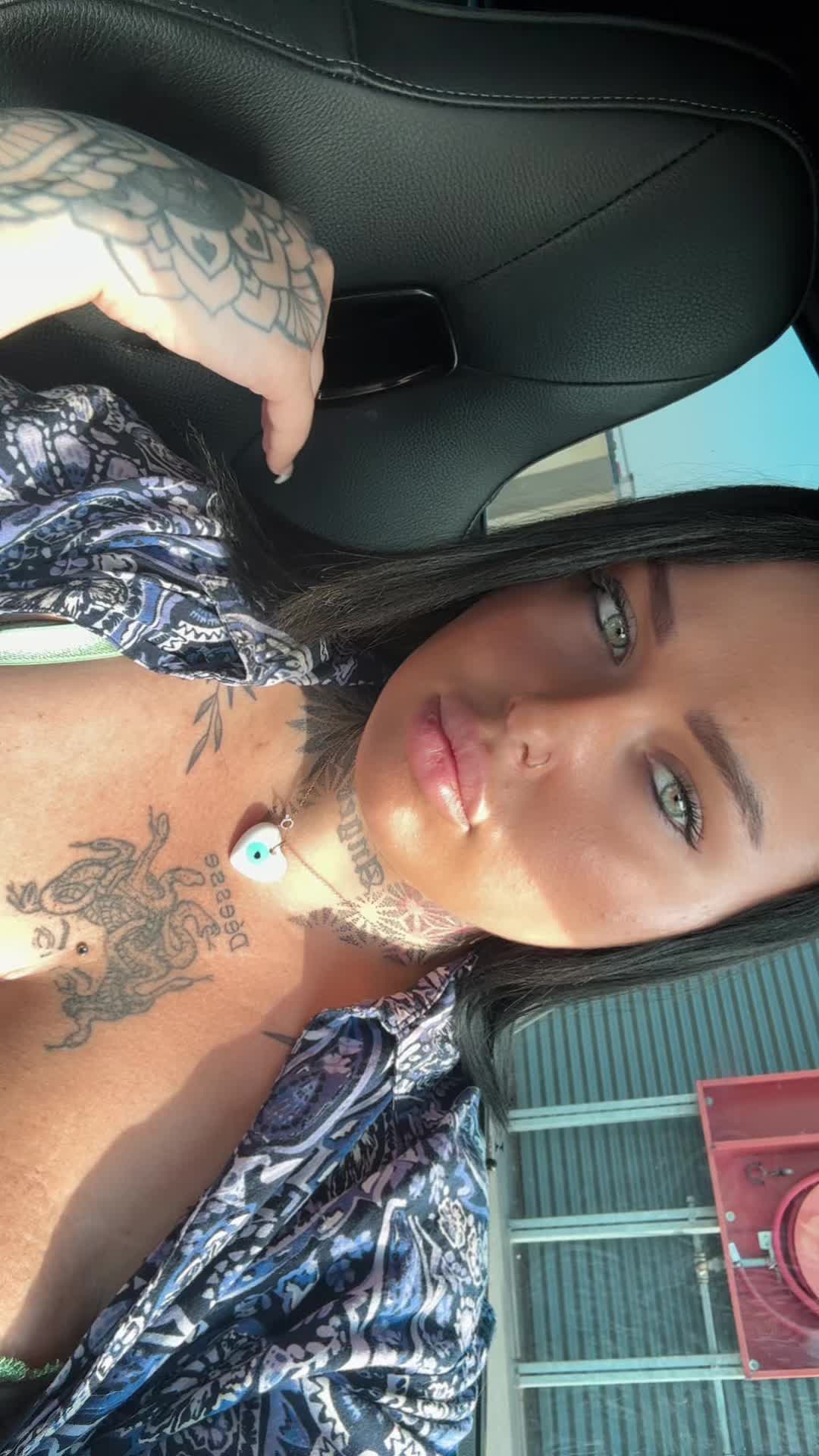 @Adela Bratzcuty 🍒