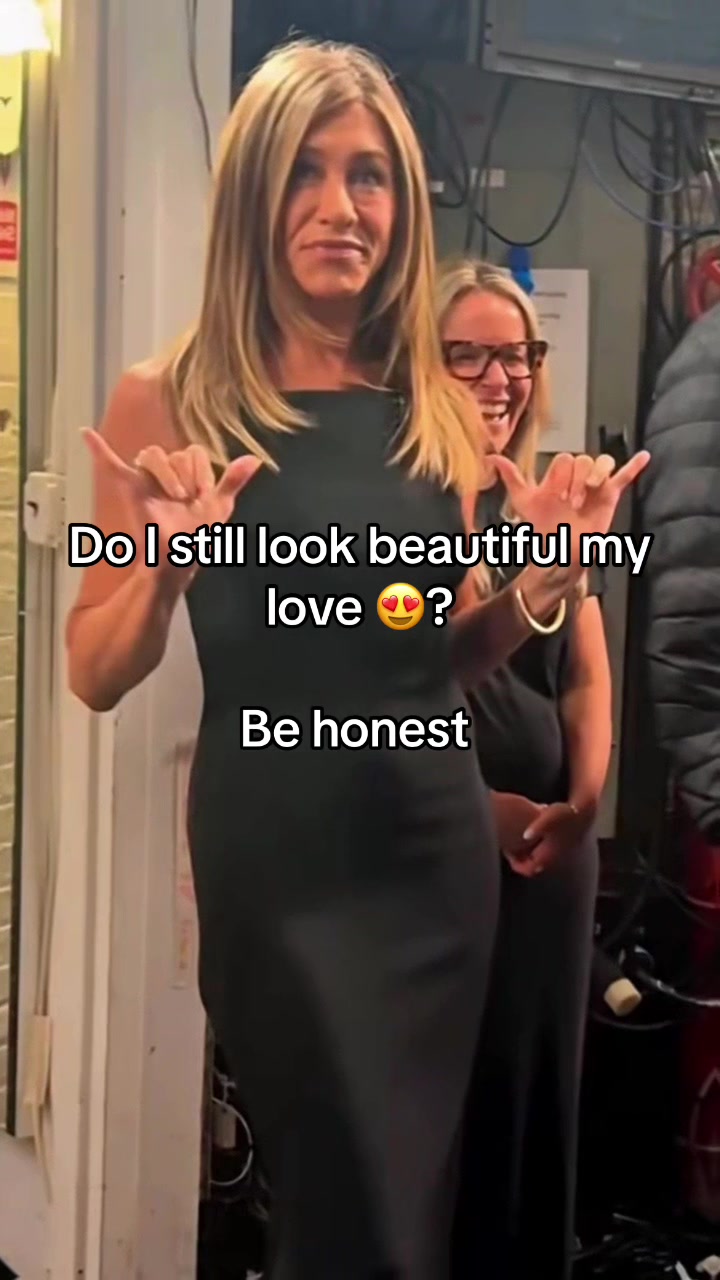 @Jennifer official website