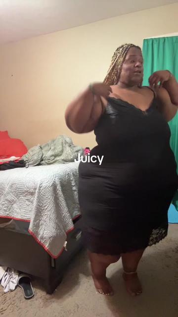 @Juicyedwards