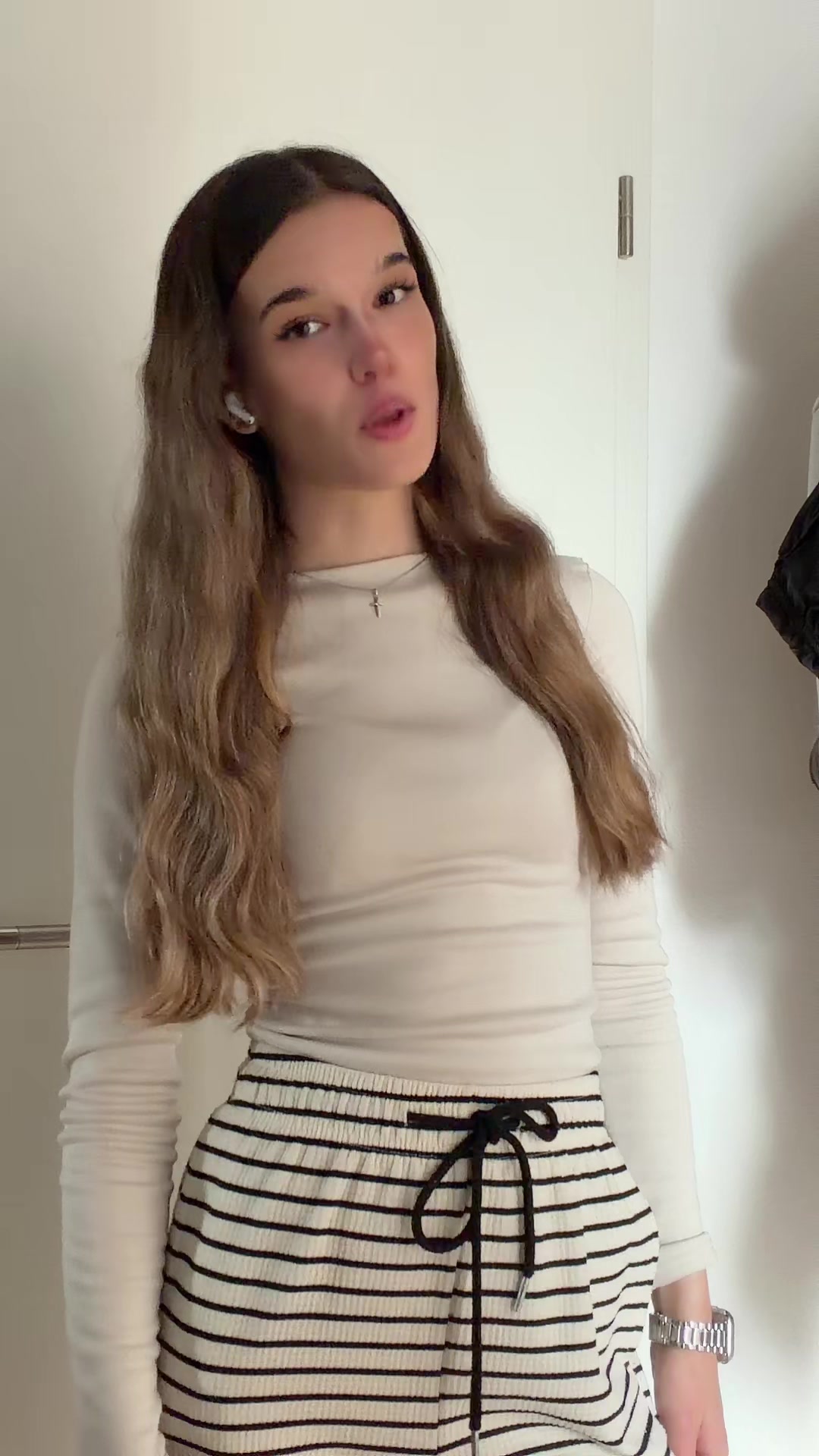 @𝔘𝔫𝔰𝔢𝔯.𝔫𝔞𝔱𝔞𝔩𝔦𝔢.22