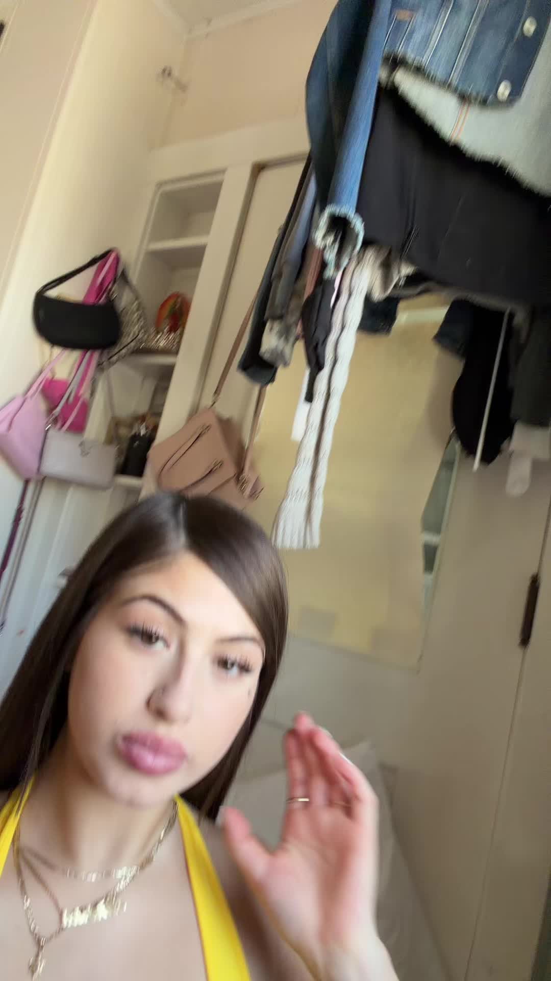@dolllyyy_