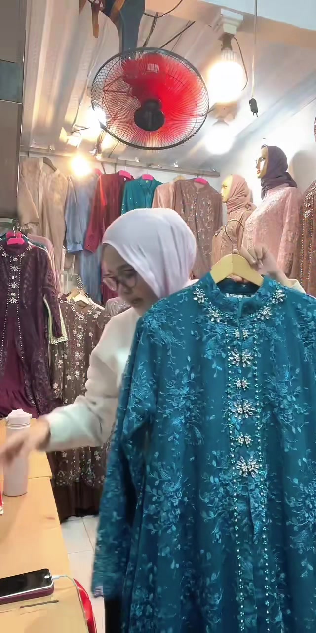 @D2store