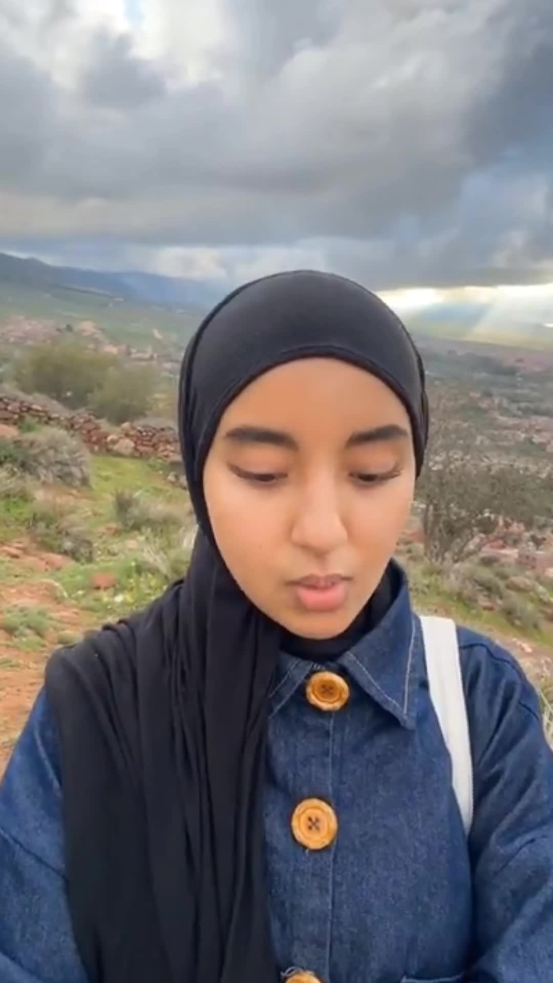 @Aya izelgue آية إزيلگ