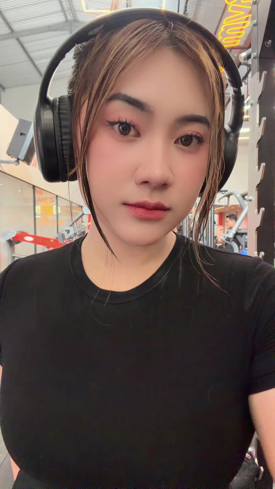 @Anita Dwia