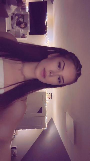 @adelkaa😻
