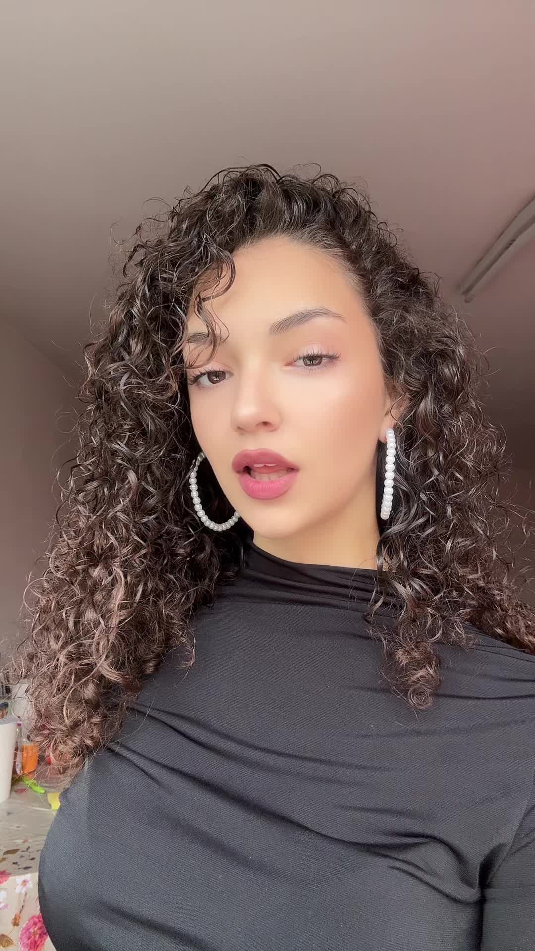 @𝚎𝚜𝚝𝚎𝚛𝚊♡