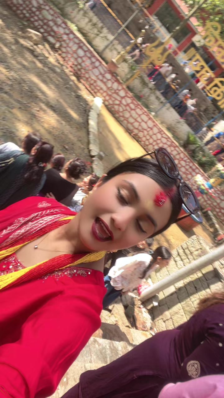@Ayushu🤪