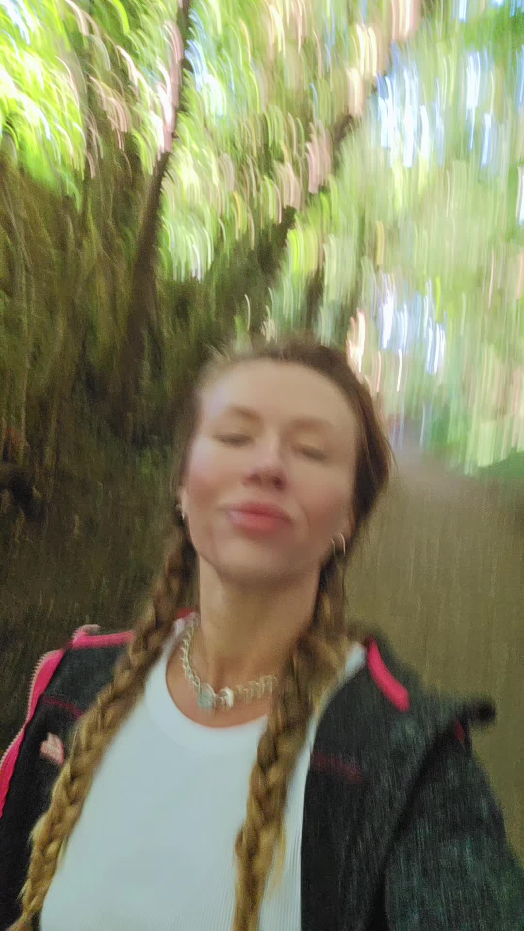 @themichellemoist