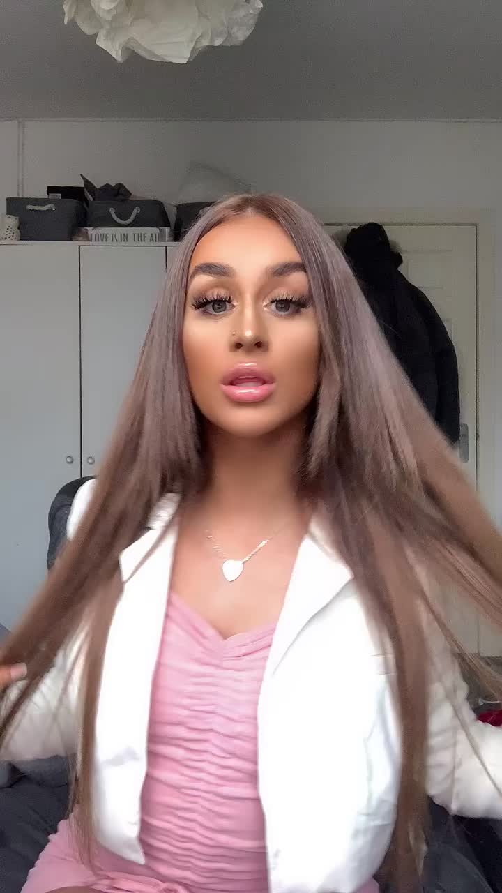 @Goddess Bella👸🏻