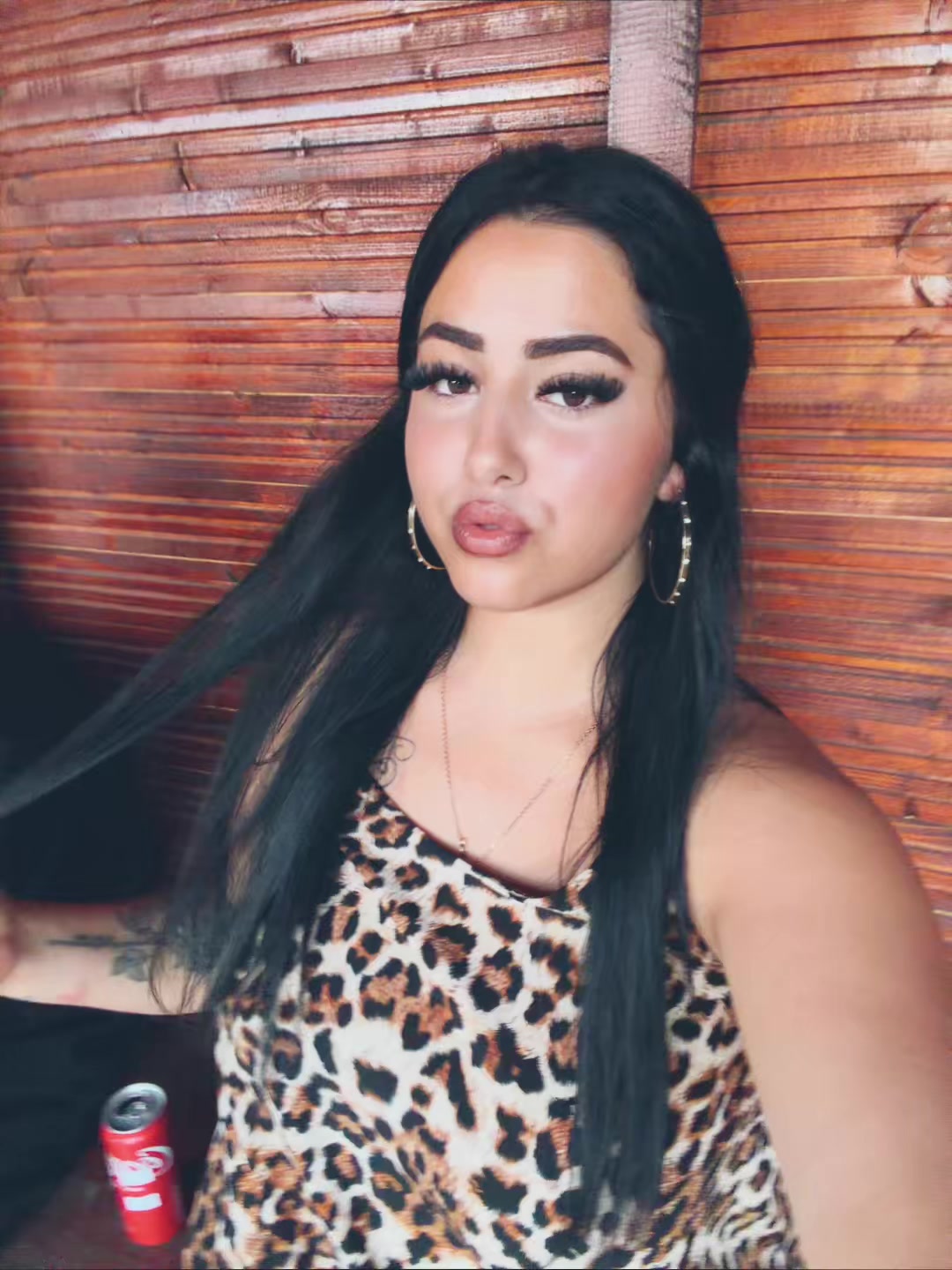 @Corinushh