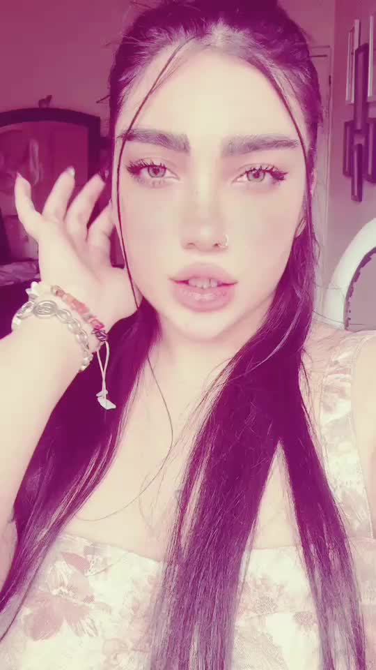@ferial_nik