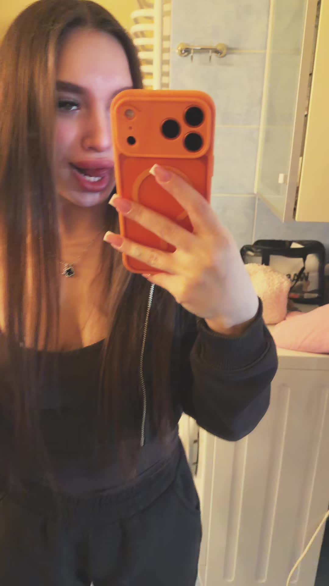 @SlyVixen