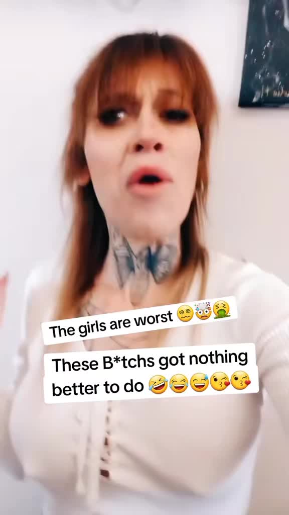 @Laura89