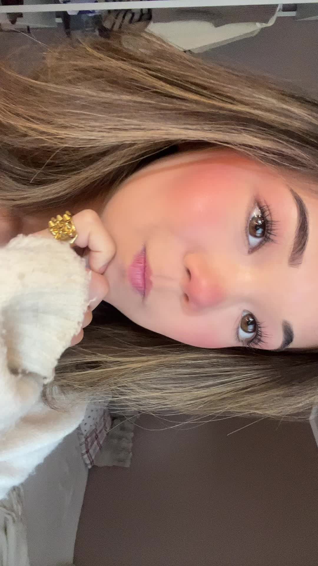 @Naomi🥂🫰🏼
