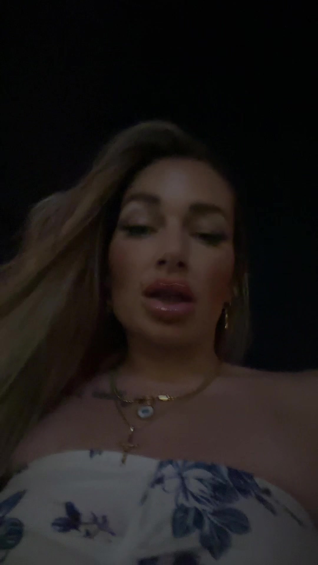 @_Natalie_