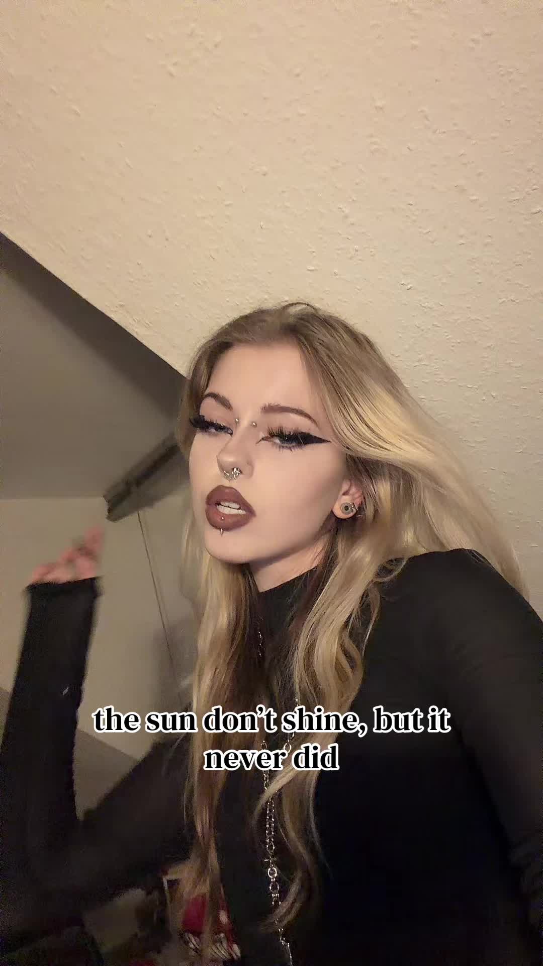 @𝓚𝓲𝓻𝓪 ☾