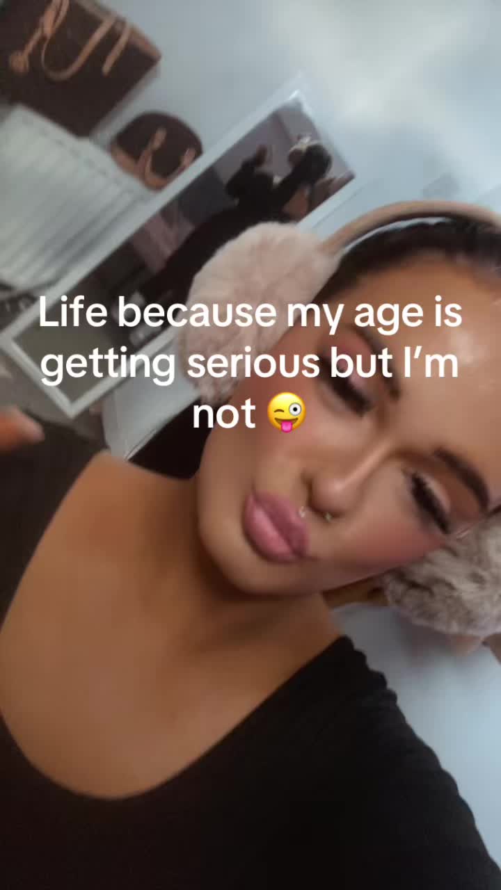 @Blackhairedblueyes