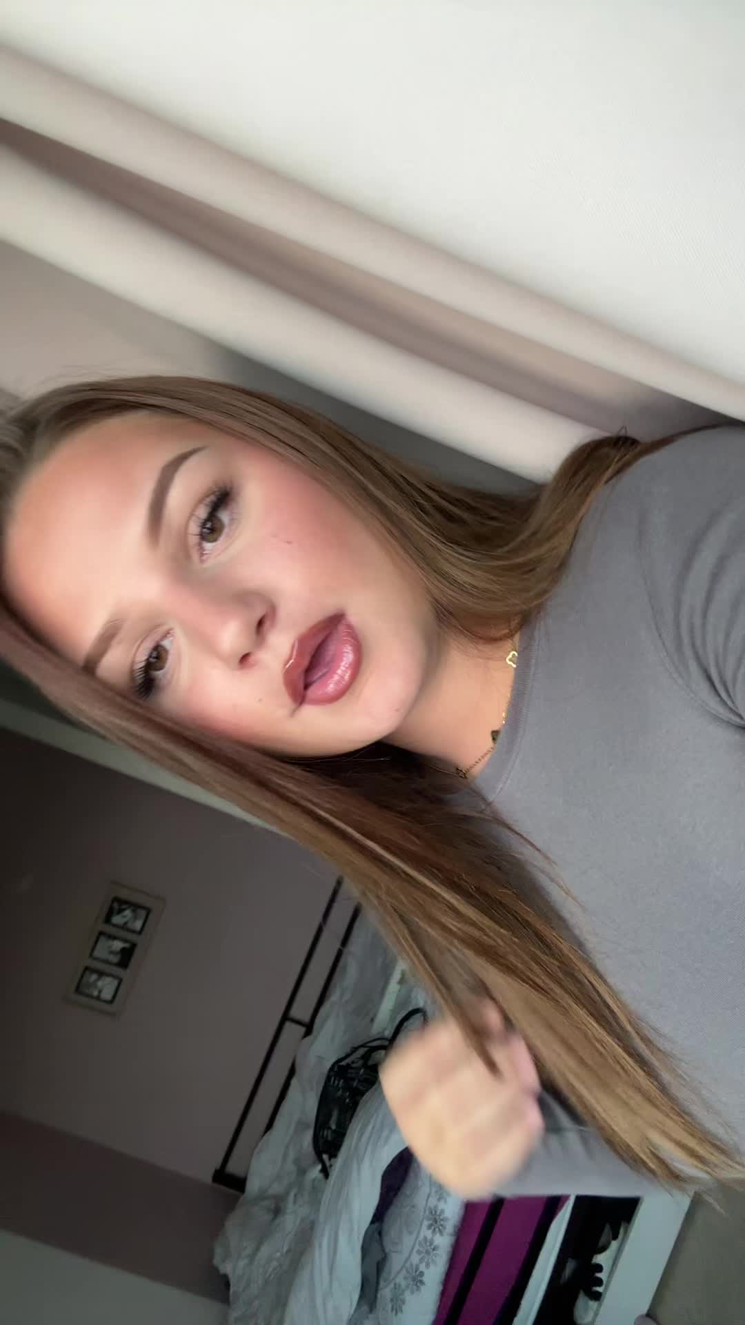 @E🐆