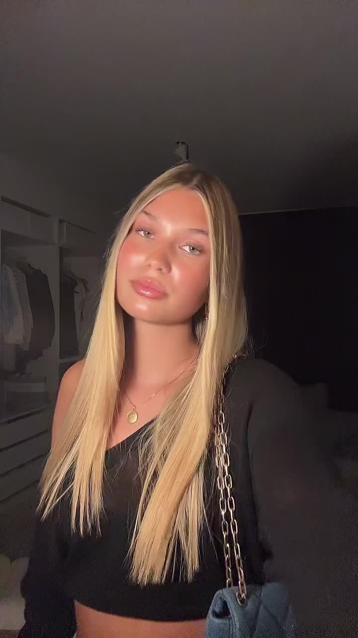 @Célia