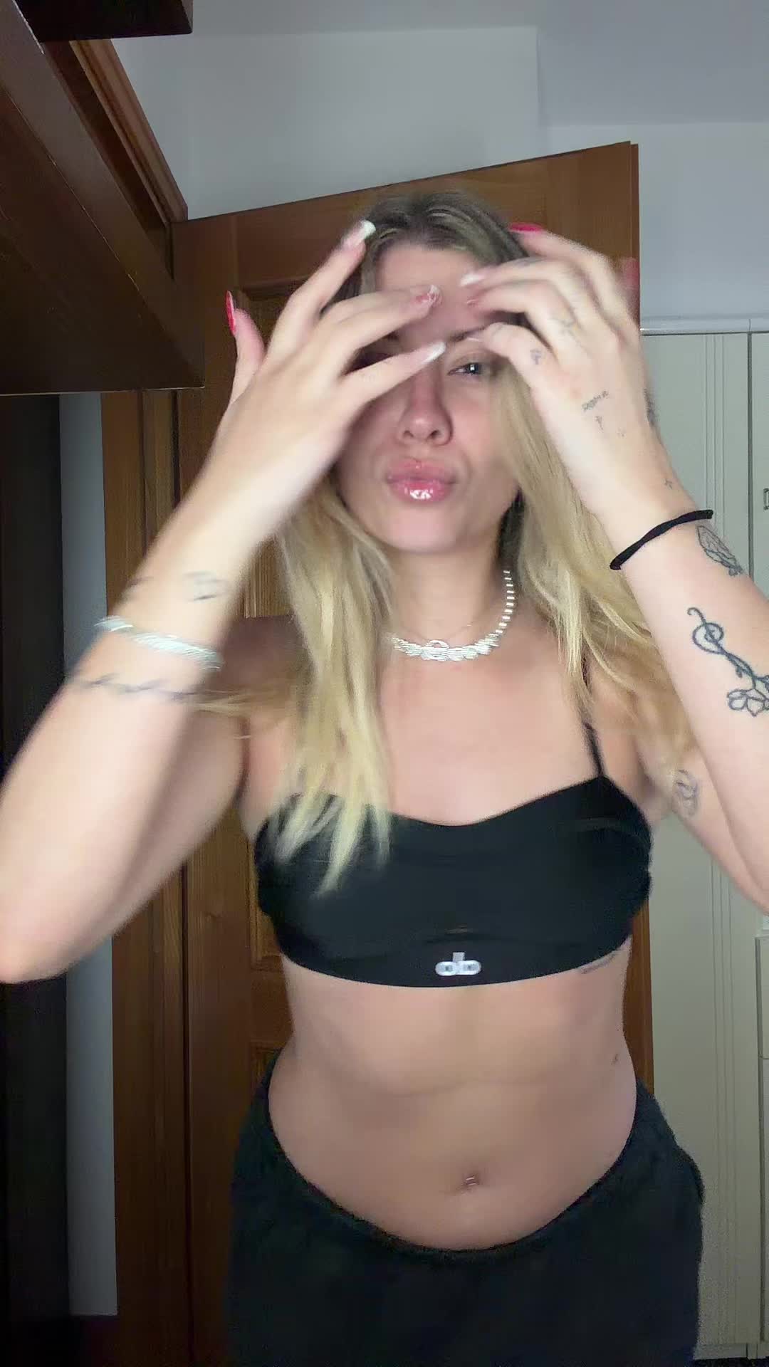 @__labeniamss__