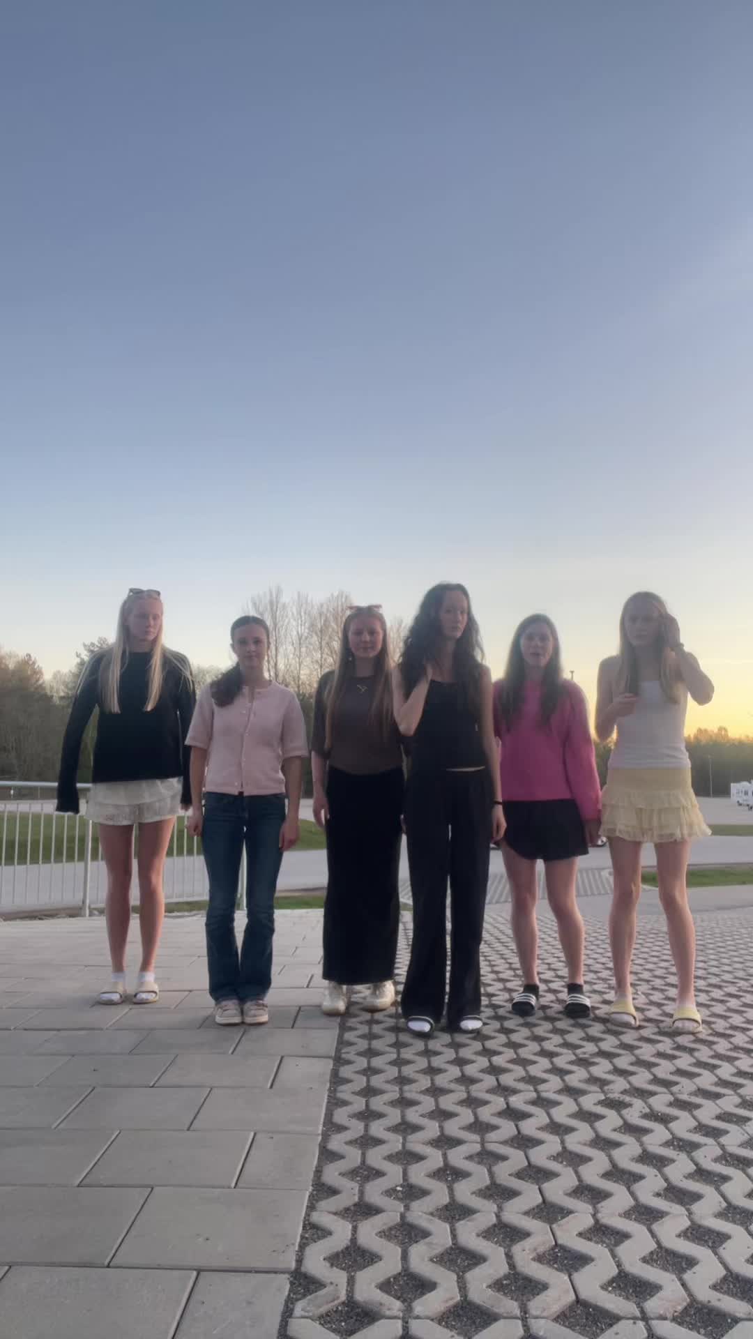 @𝒽ℯ𝒹𝓋𝒾𝑔