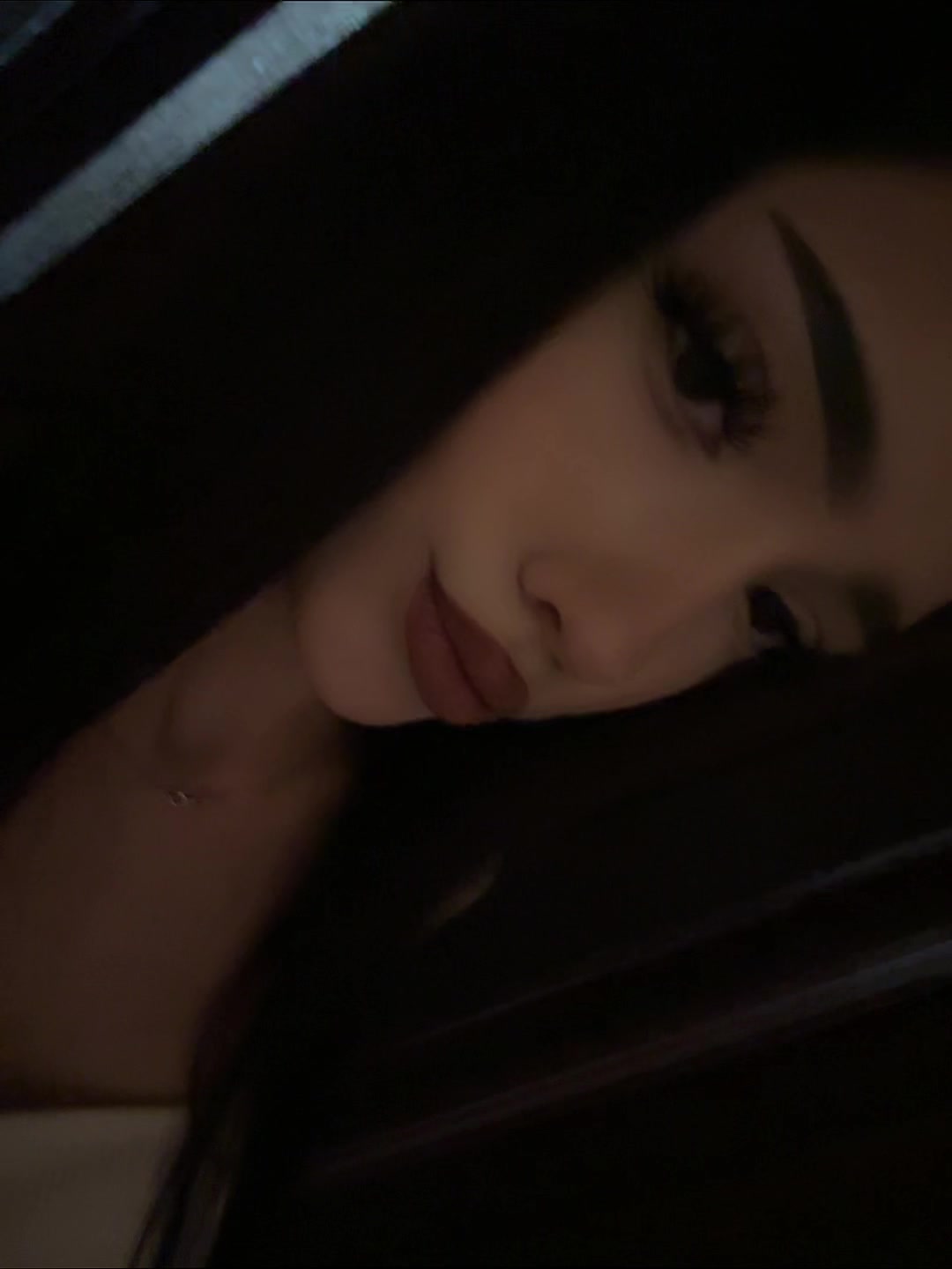 @viktorii