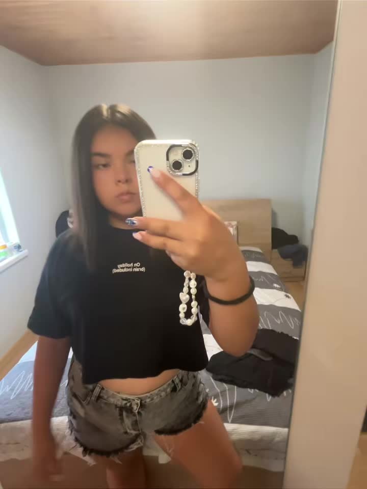 @😾