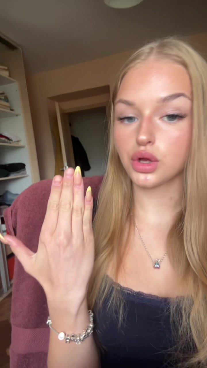 @🎀