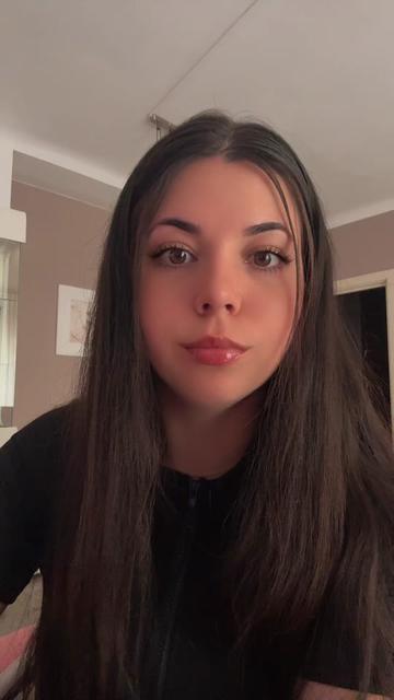 @✨ℂ𝕠𝕣𝕚𝕟𝕒-𝕄𝕚𝕙𝕒𝕖𝕝𝕒✨