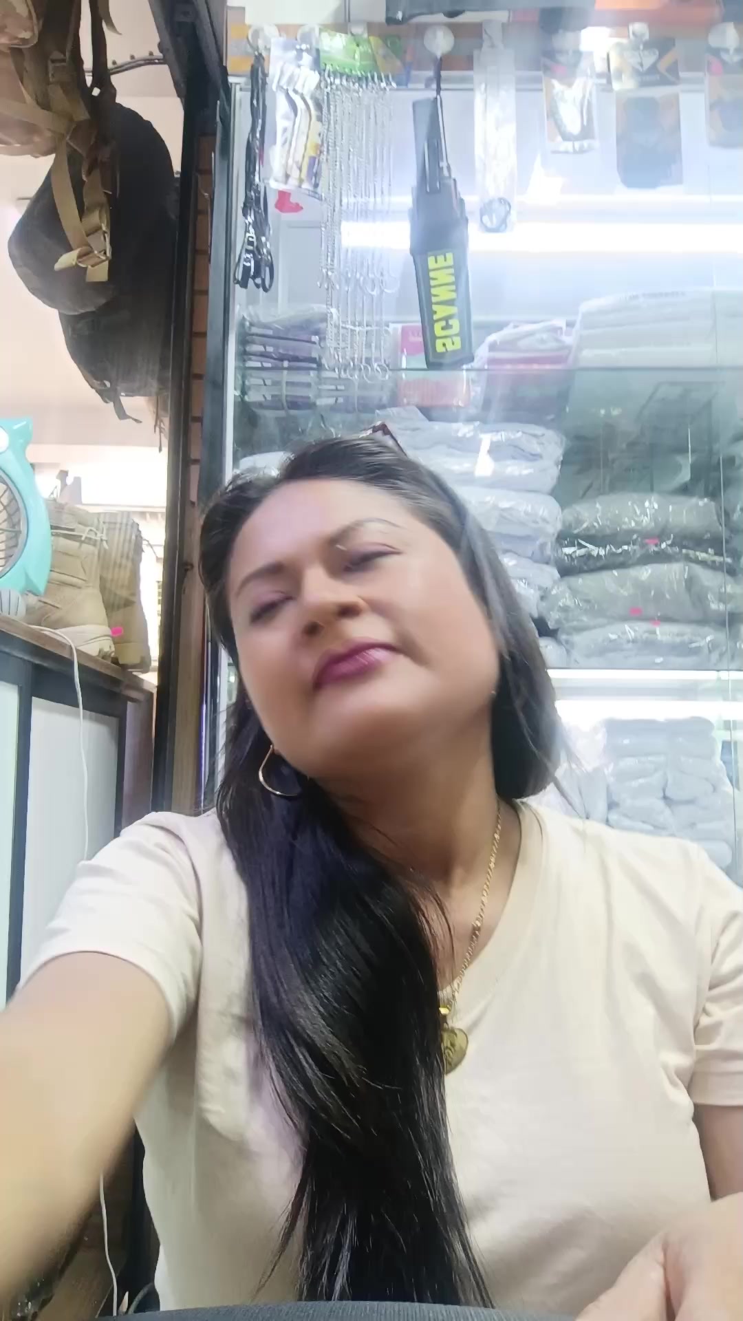 @LUCI DONAYRE