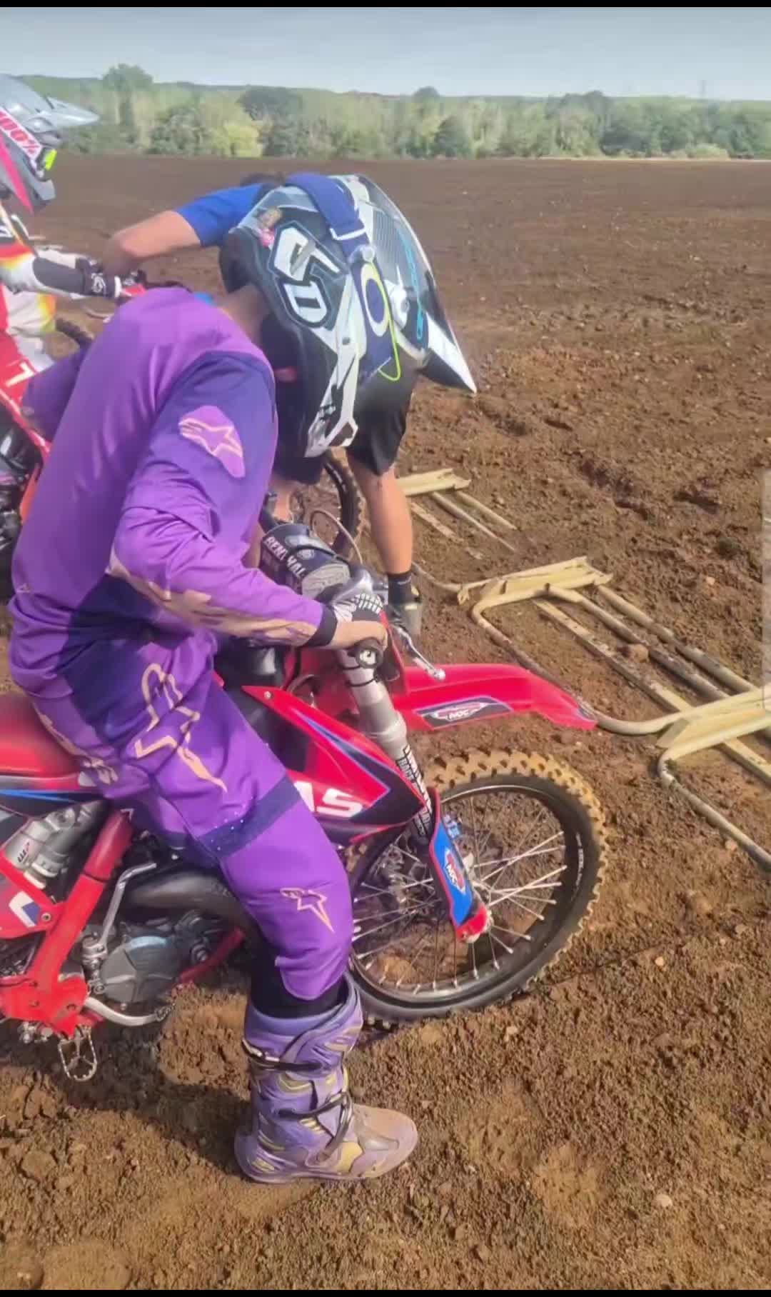 @CB_158