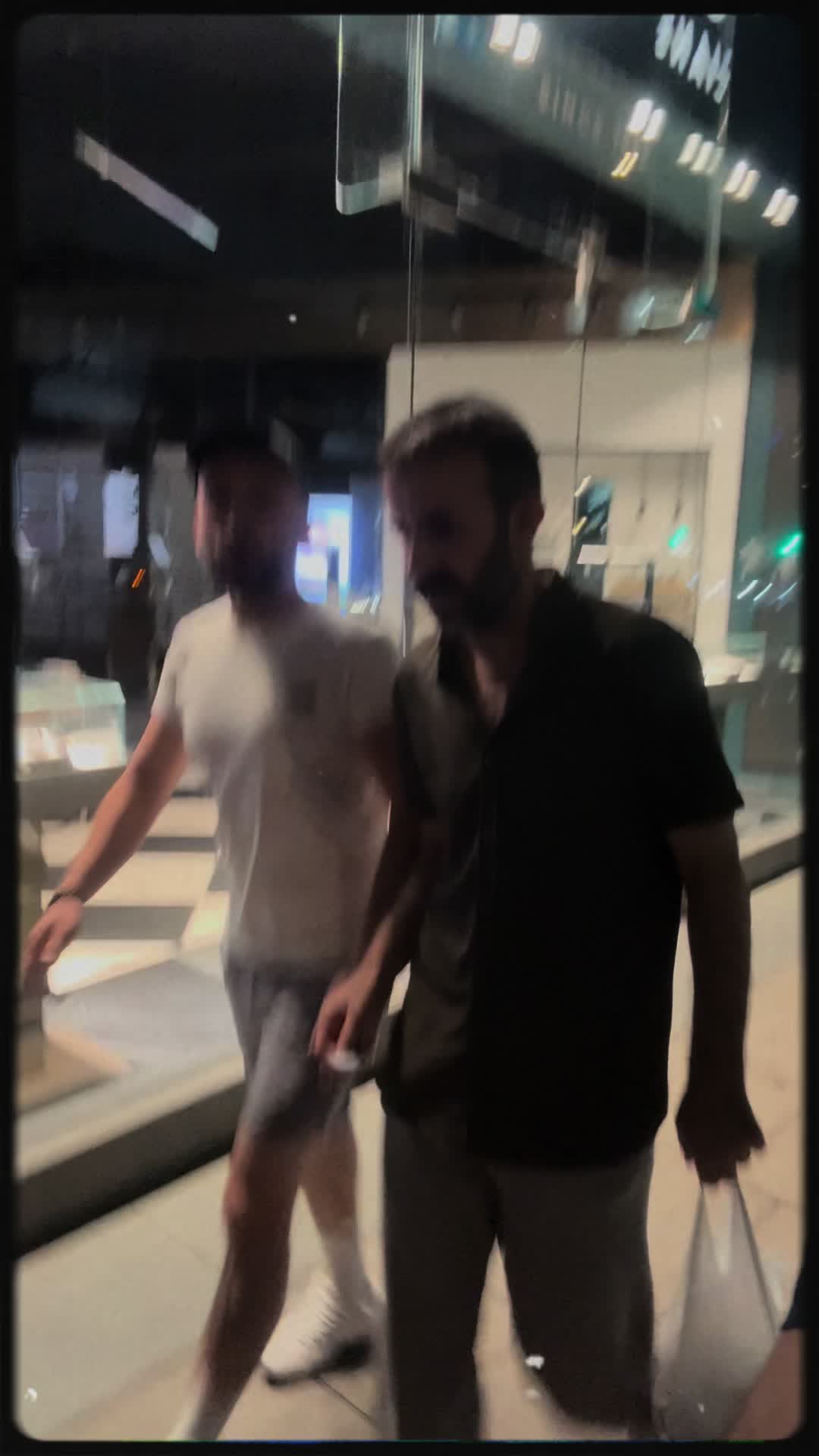 @serkızcay/LONDON