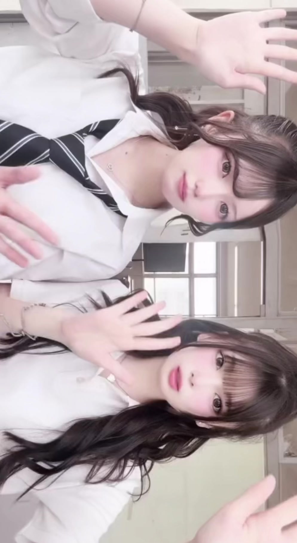 @りな