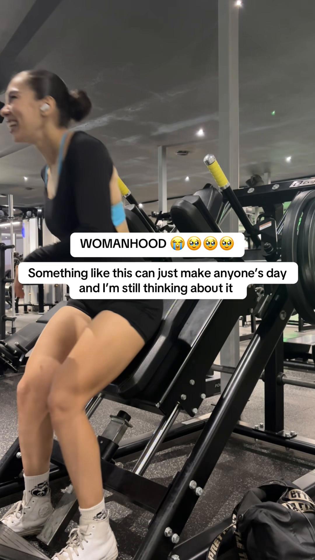 @curvedbydi