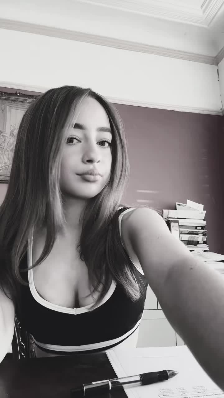 @Liv