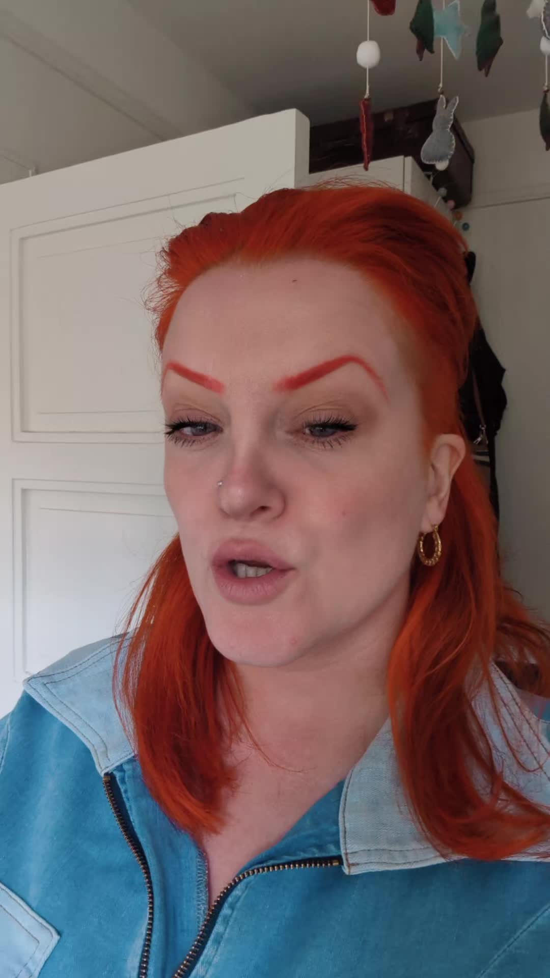 @khandiekhisses