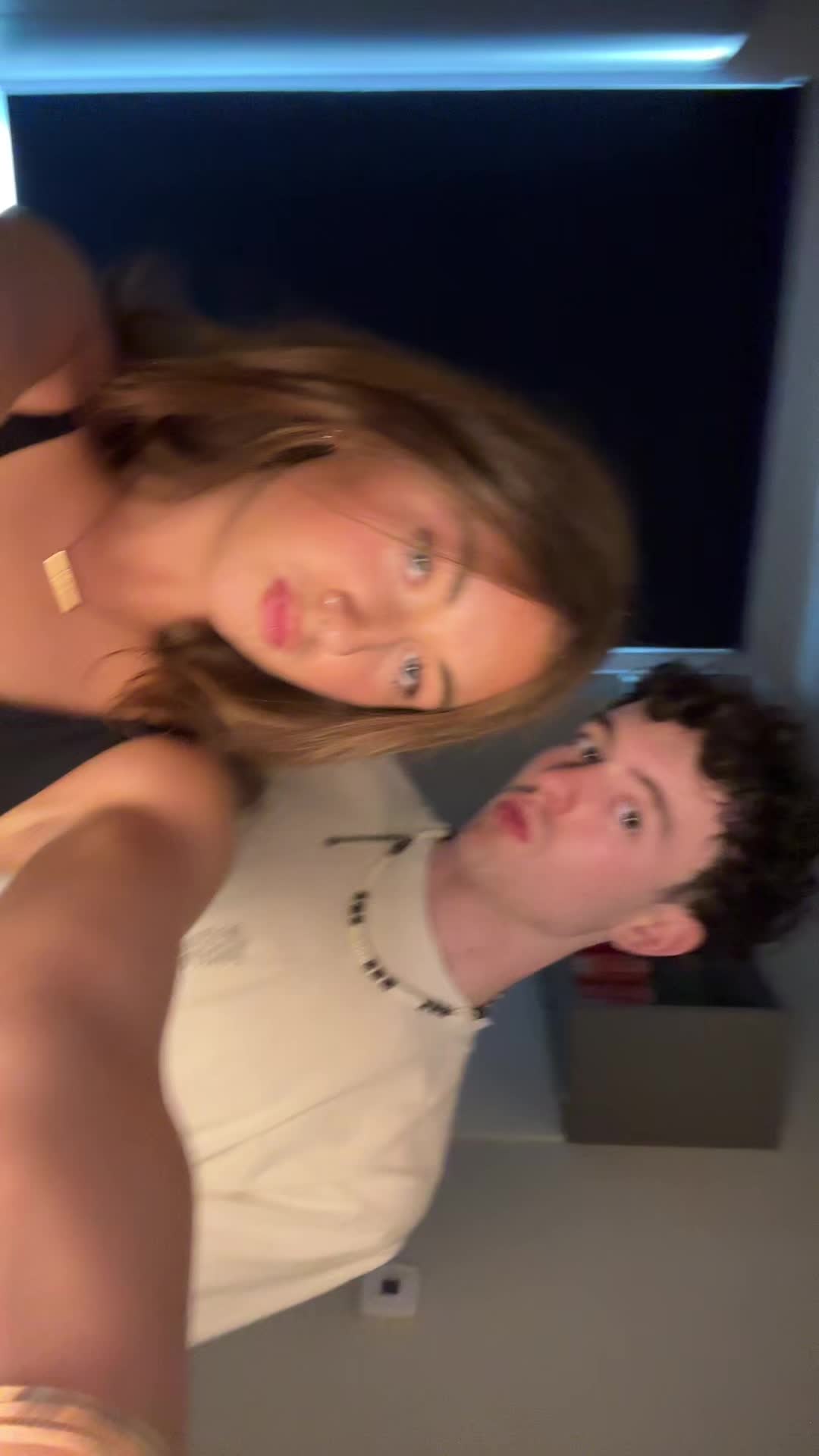@Chloe_xox