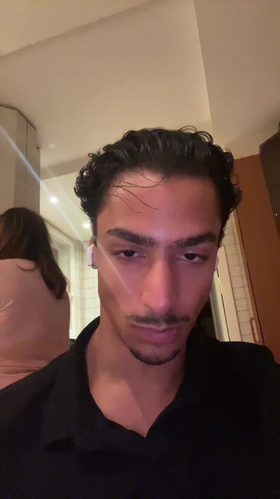 @Julianchriz𒉭