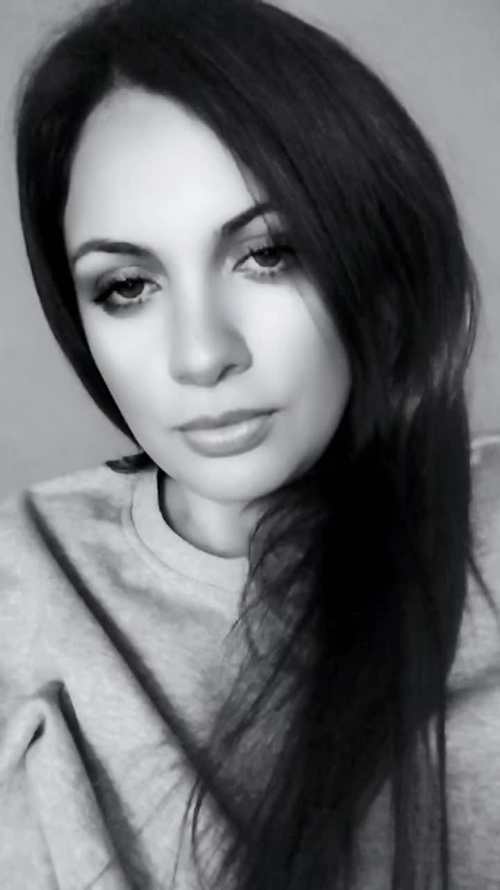 @Vale 🌻🌻🌻