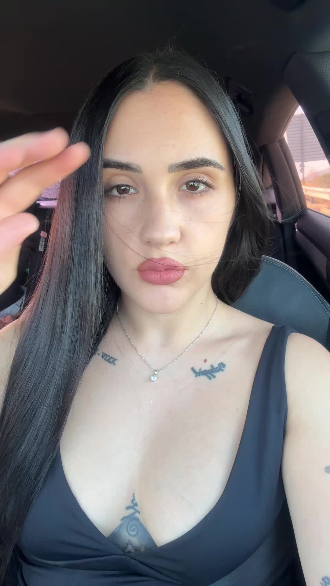 @Olivmrtz__