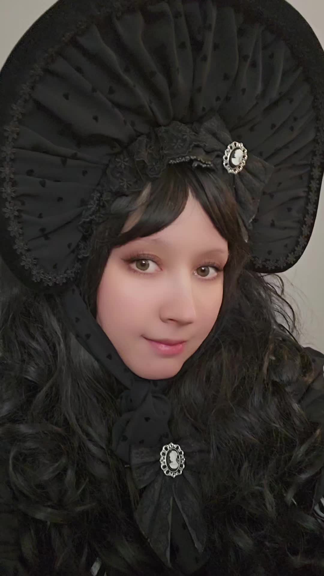 @FreakyAngel