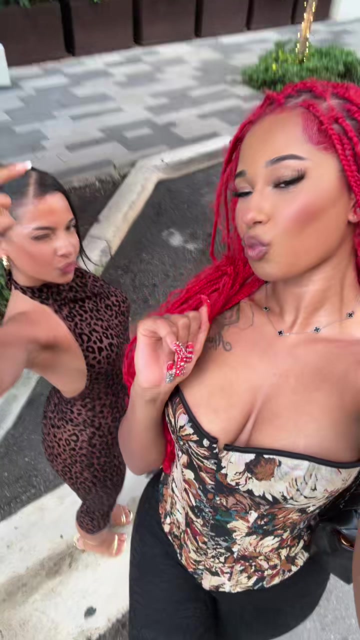 @queenshit